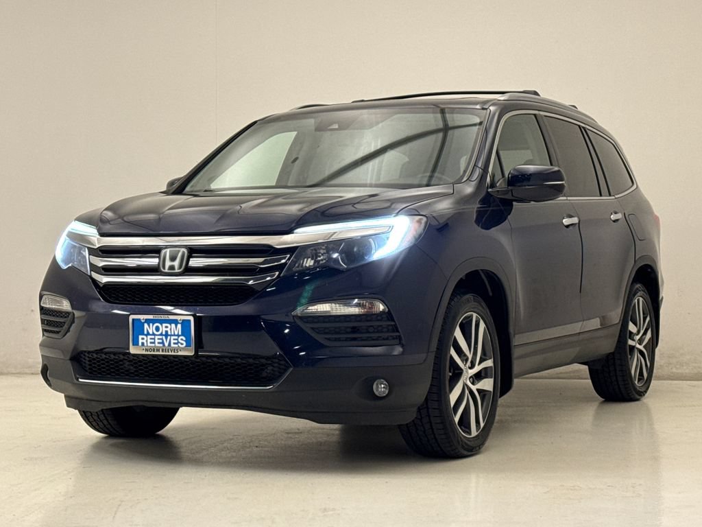 Used 2018 Honda Pilot Touring image 2