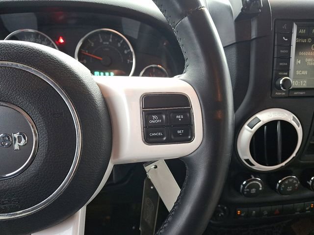Used 2015 Jeep Wrangler Unlimited Sahara w/ Quick Order Package 24X AWD/4WD image 20