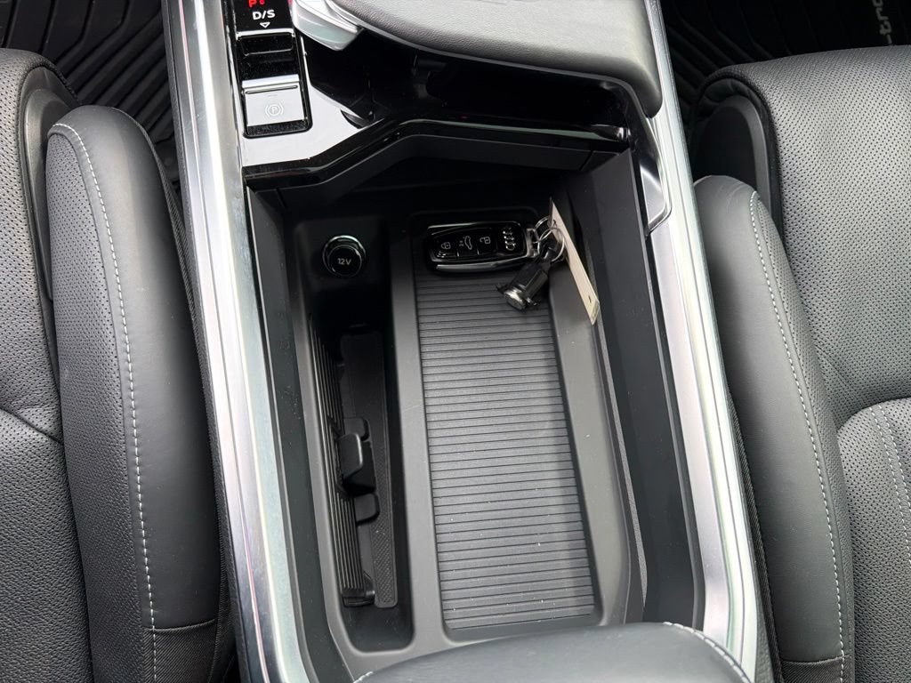 Used 2023 Audi e-tron S Prestige AWD/4WD image 21