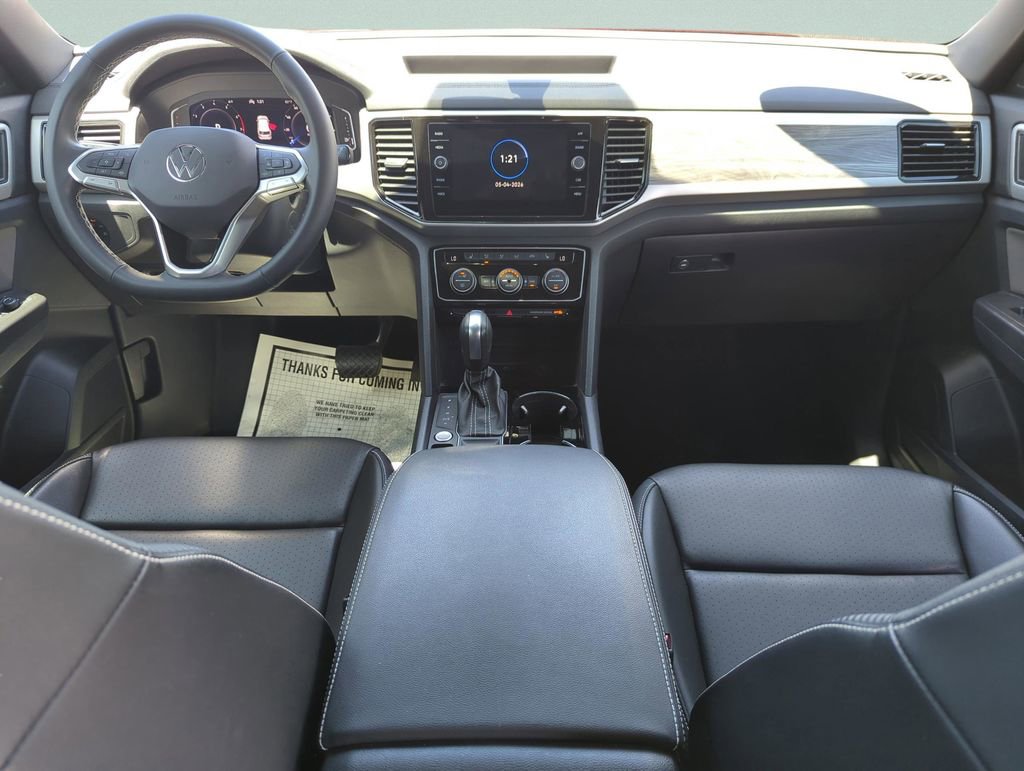 Used 2022 Volkswagen Atlas Cross Sport SE FWD image 19