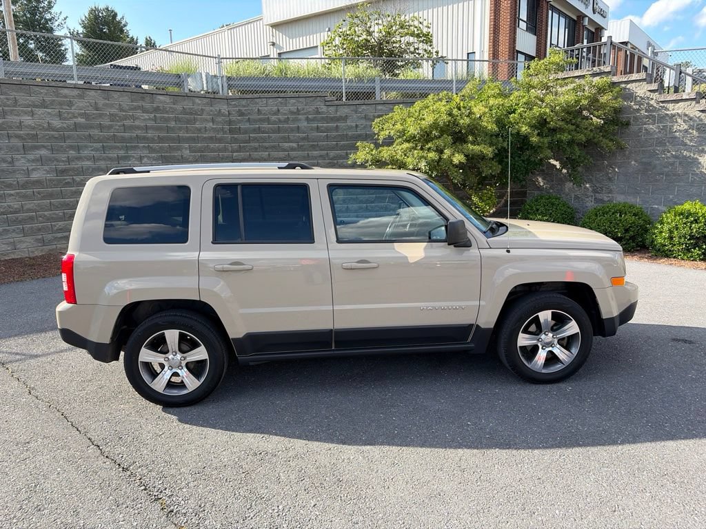 Used 2017 Jeep Patriot High Altitude FWD image 4