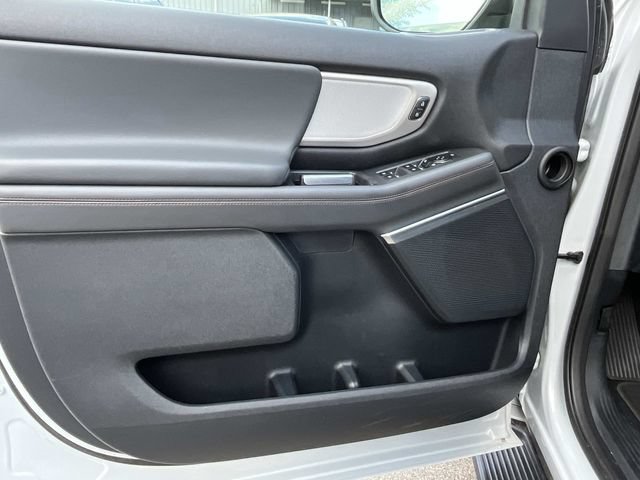 Used 2025 Ford Expedition Max Active AWD/4WD image 32