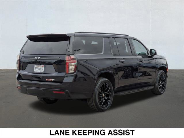 Used 2023 Chevrolet Suburban RST w/ Luxury Package image 5