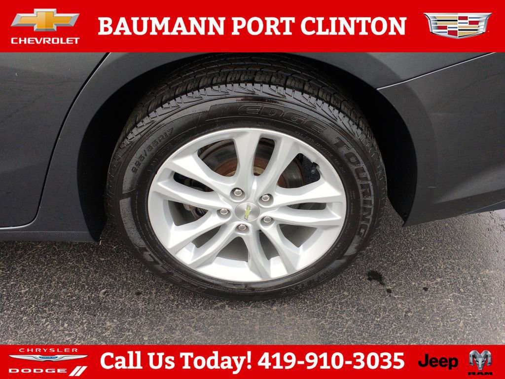 Used 2018 Chevrolet Malibu LT w/ Driver Confidence Package FWD image 25