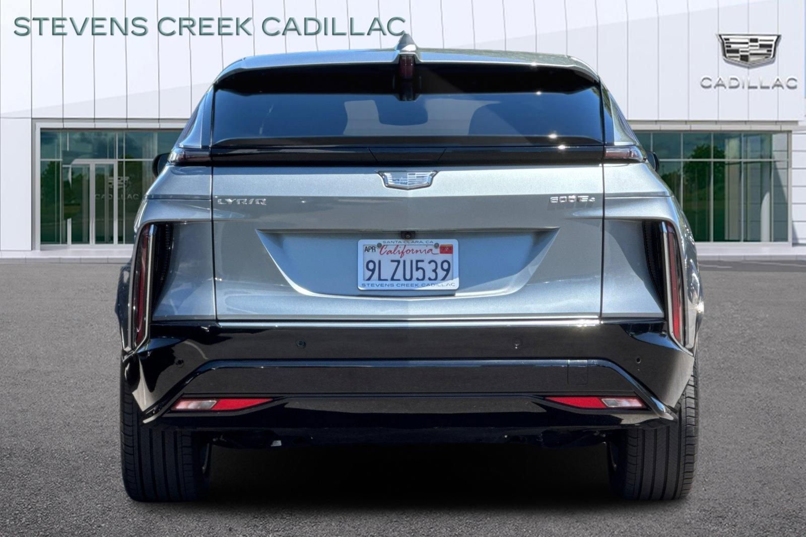 Certified 2024 Cadillac Lyriq Tech w/ Driver Assist Package AWD/4WD image 4
