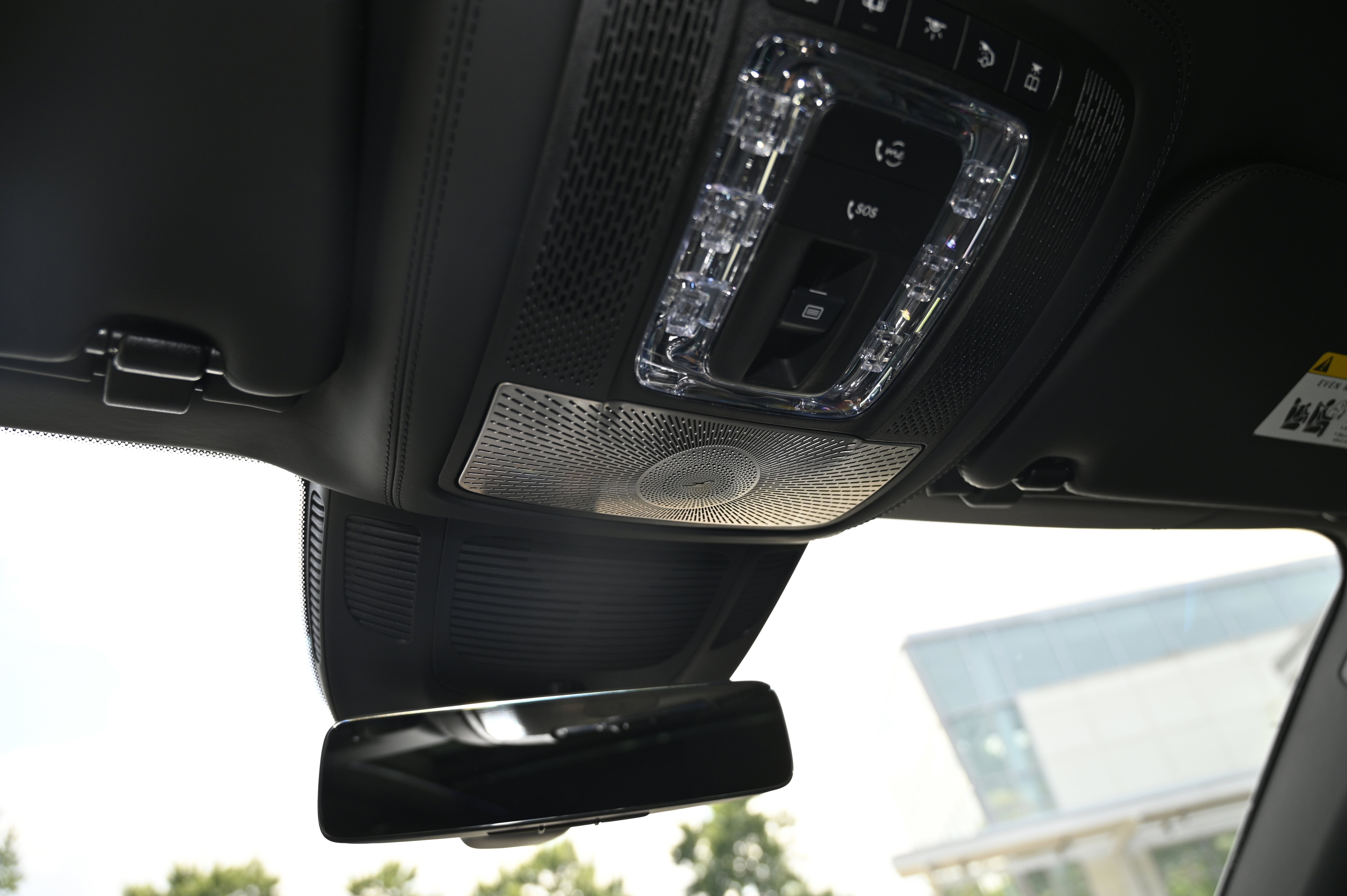 Used 2023 Mercedes-Benz Maybach GLS 600 4MATIC image 32