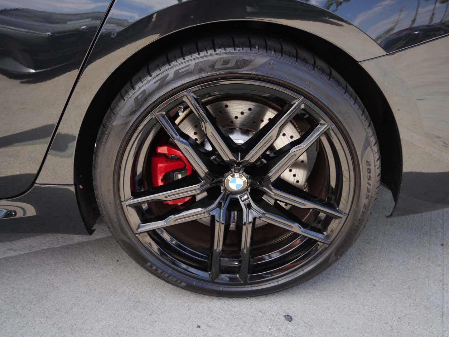Used 2025 BMW M8 Competition w/ M Carbon Exterior Package AWD/4WD image 6