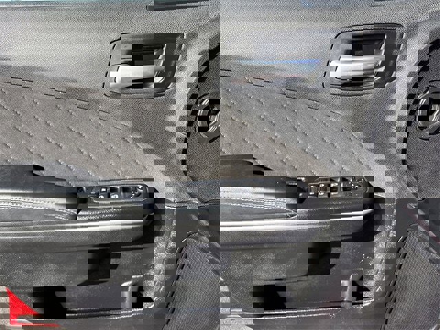 Used 2023 Dodge Charger SXT image 37