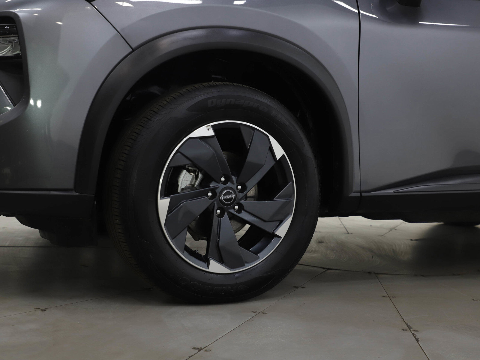 Used 2025 Nissan Rogue SV image 30