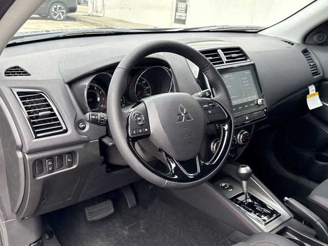 New 2025 Mitsubishi Outlander Sport SE image 11