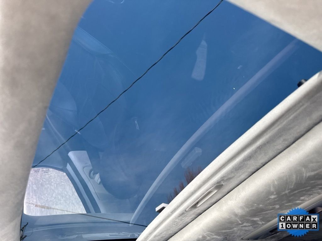 Used 2022 Kia Telluride SX w/ SX Prestige Package image 32