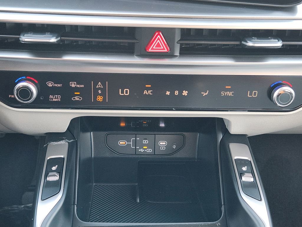 New 2026 Kia Sorento S image 14