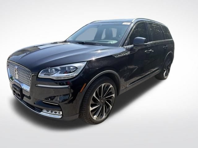 Used 2020 Lincoln Aviator Reserve w/ Equipment Group 202A AWD/4WD image 4