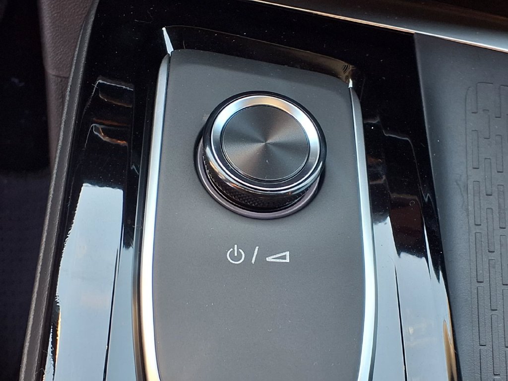 New 2027 Buick Enclave Sport Touring w/ Power Package FWD image 5