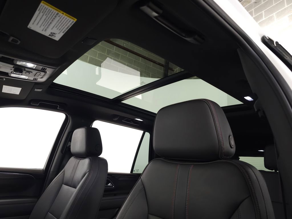 Used 2022 Chevrolet Tahoe RST w/ Sport Performance Package image 21