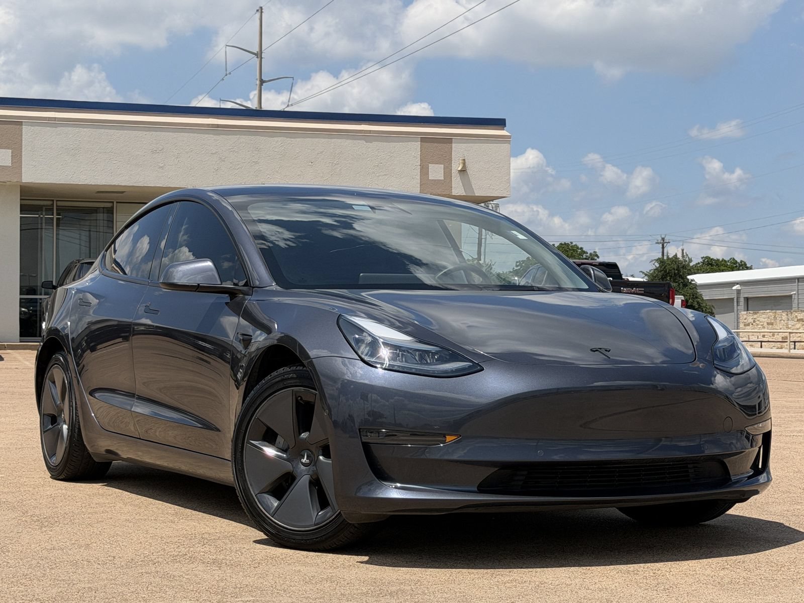 Used 2022 Tesla Model 3 Long Range AWD/4WD image 2