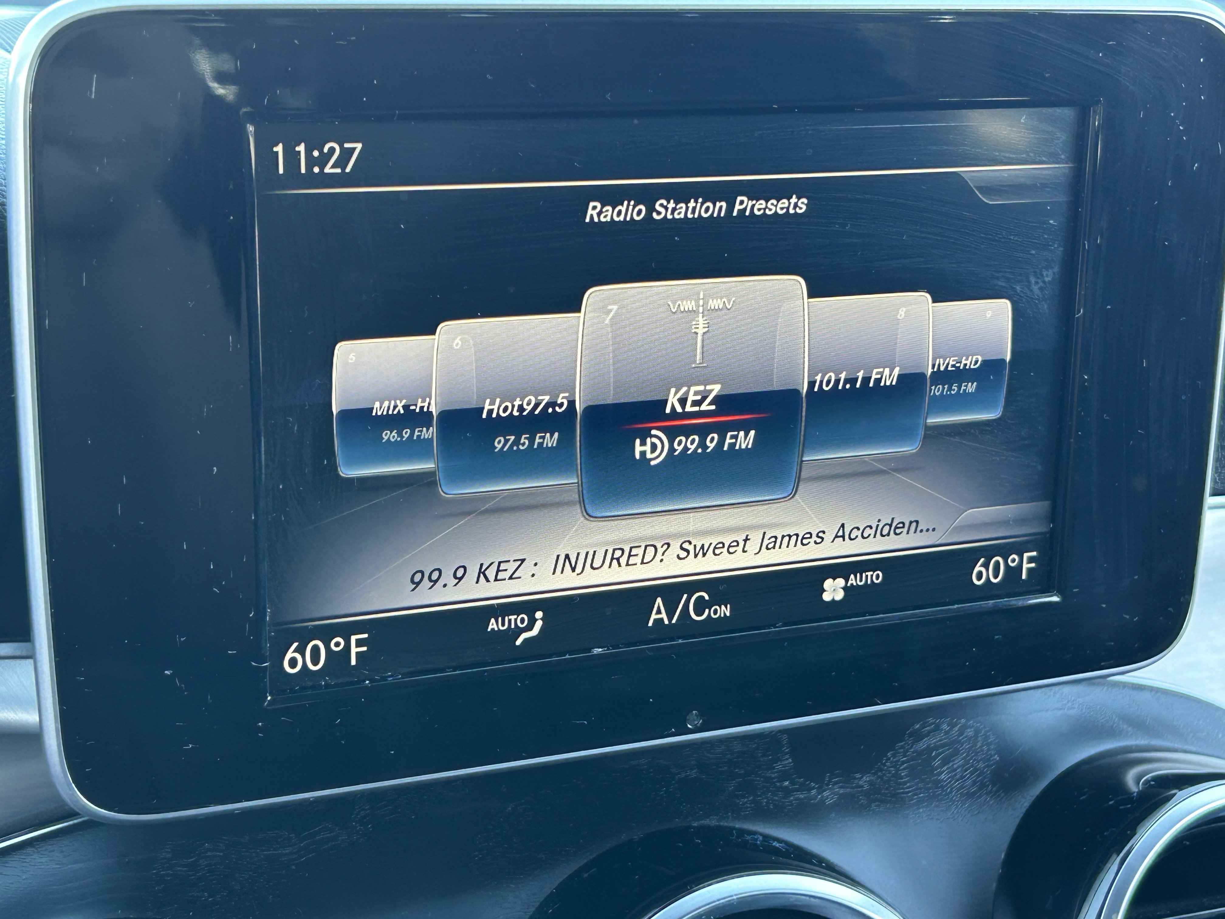 Used 2019 Mercedes-Benz GLC 300 4MATIC image 28