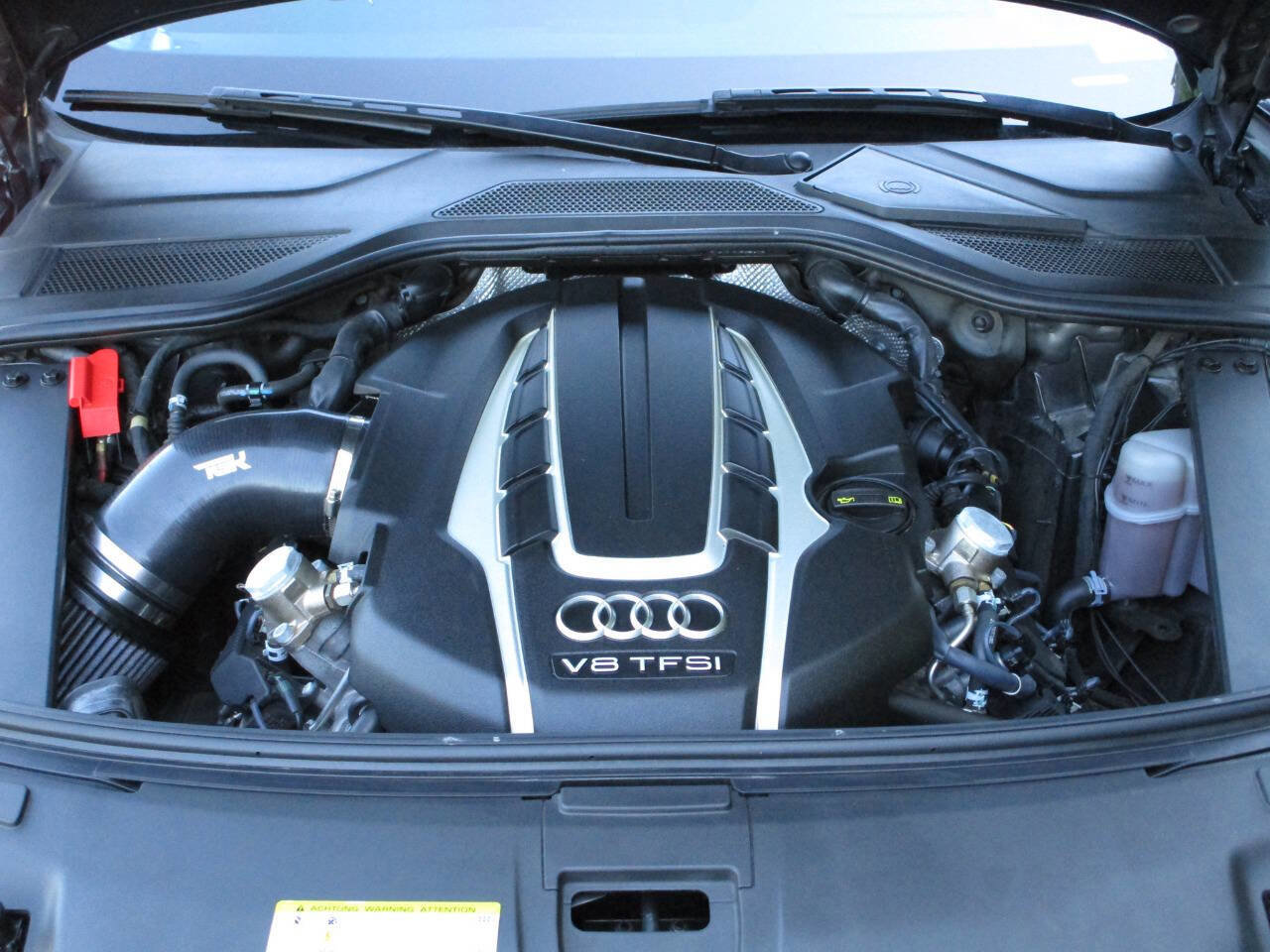 Used 2015 Audi A8 L 4.0T w/ Premium Package image 34