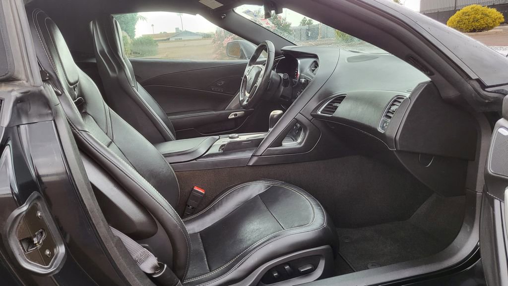 Used 2014 Chevrolet Corvette Stingray Convertible w/ 2LT Preferred Equipment Group image 17