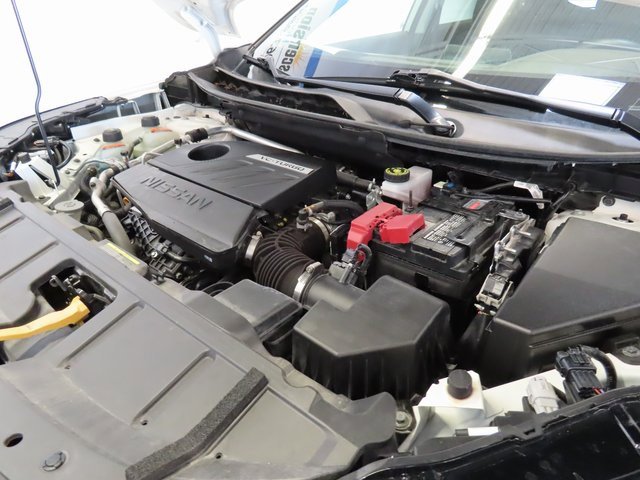Used 2023 Nissan Rogue SV image 36