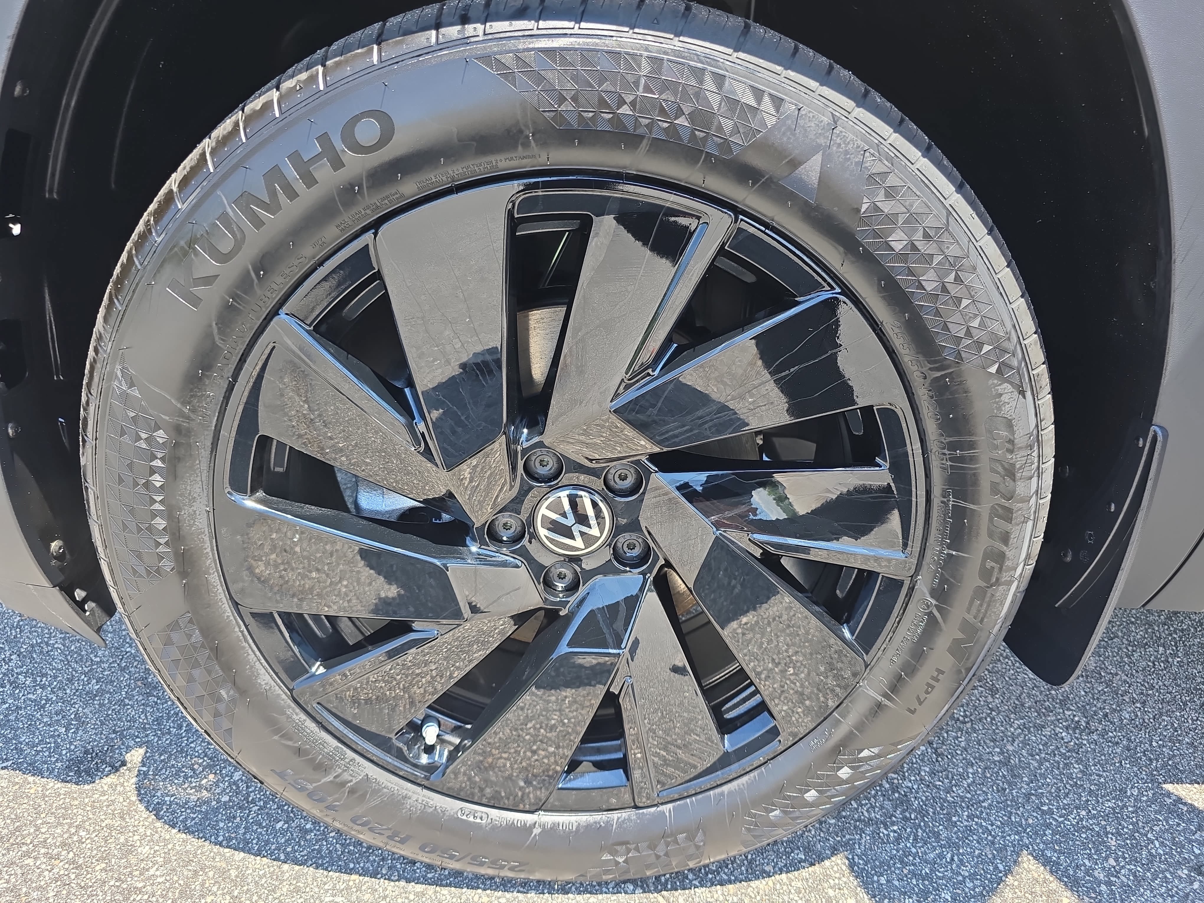 New 2026 Volkswagen Atlas SE FWD image 33
