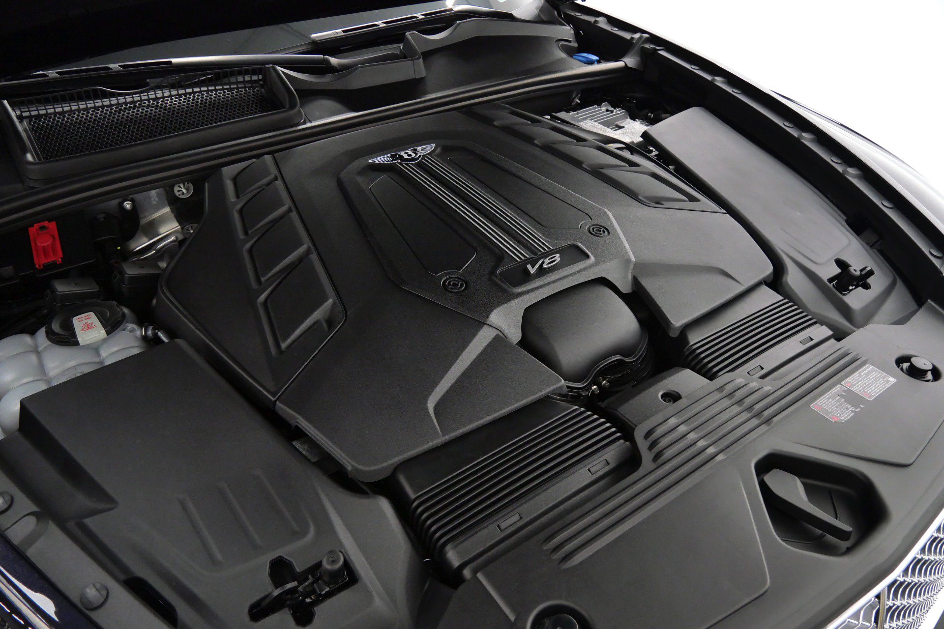 Used 2023 Bentley Bentayga AWD/4WD image 38