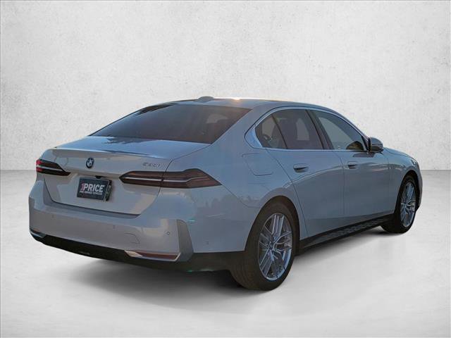 Certified 2025 BMW 530i image 5