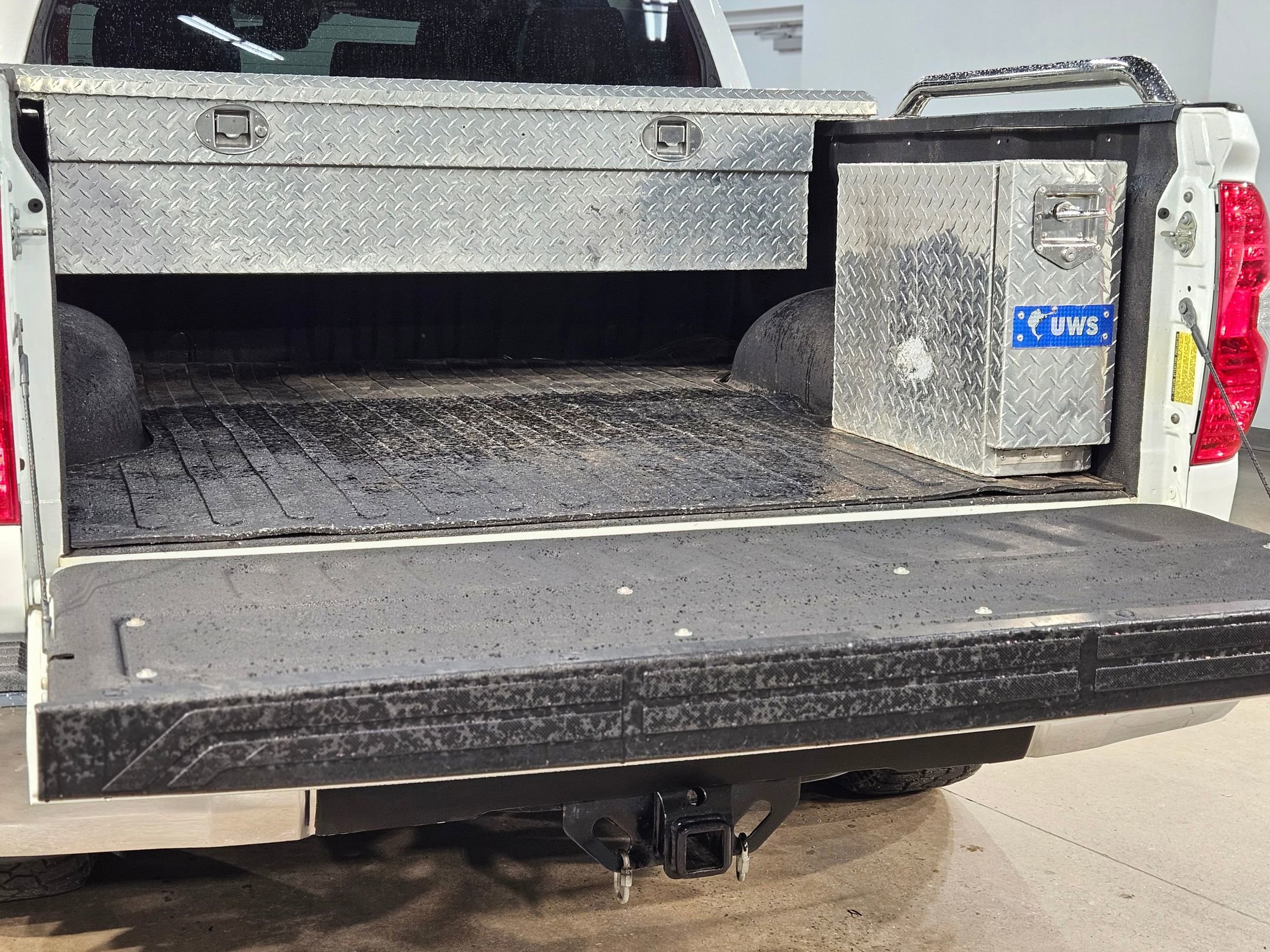 Used 2018 Toyota Tundra SR5 w/ SR5 Upgrade Package image 18