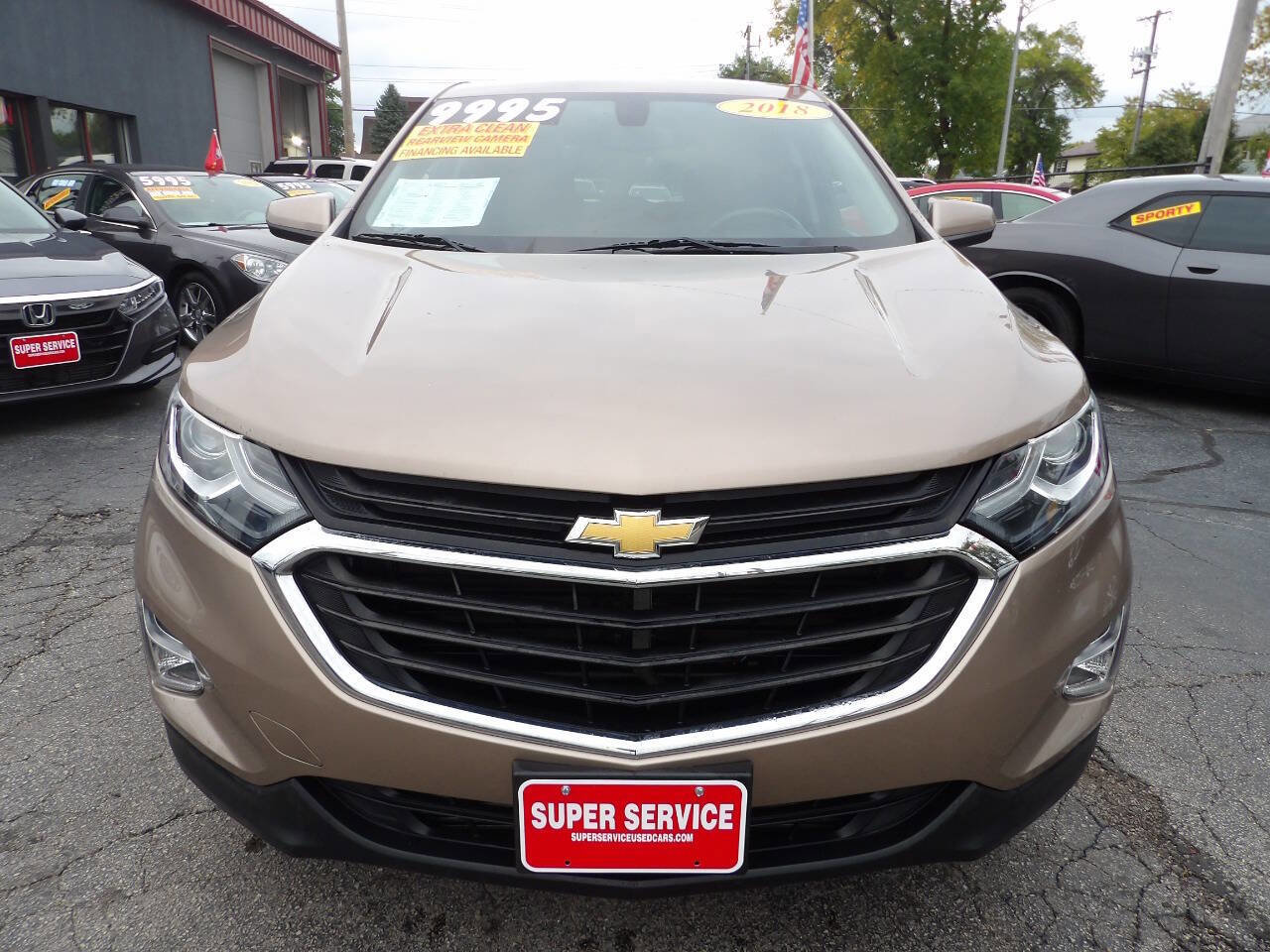 Used 2018 Chevrolet Equinox LT image 2