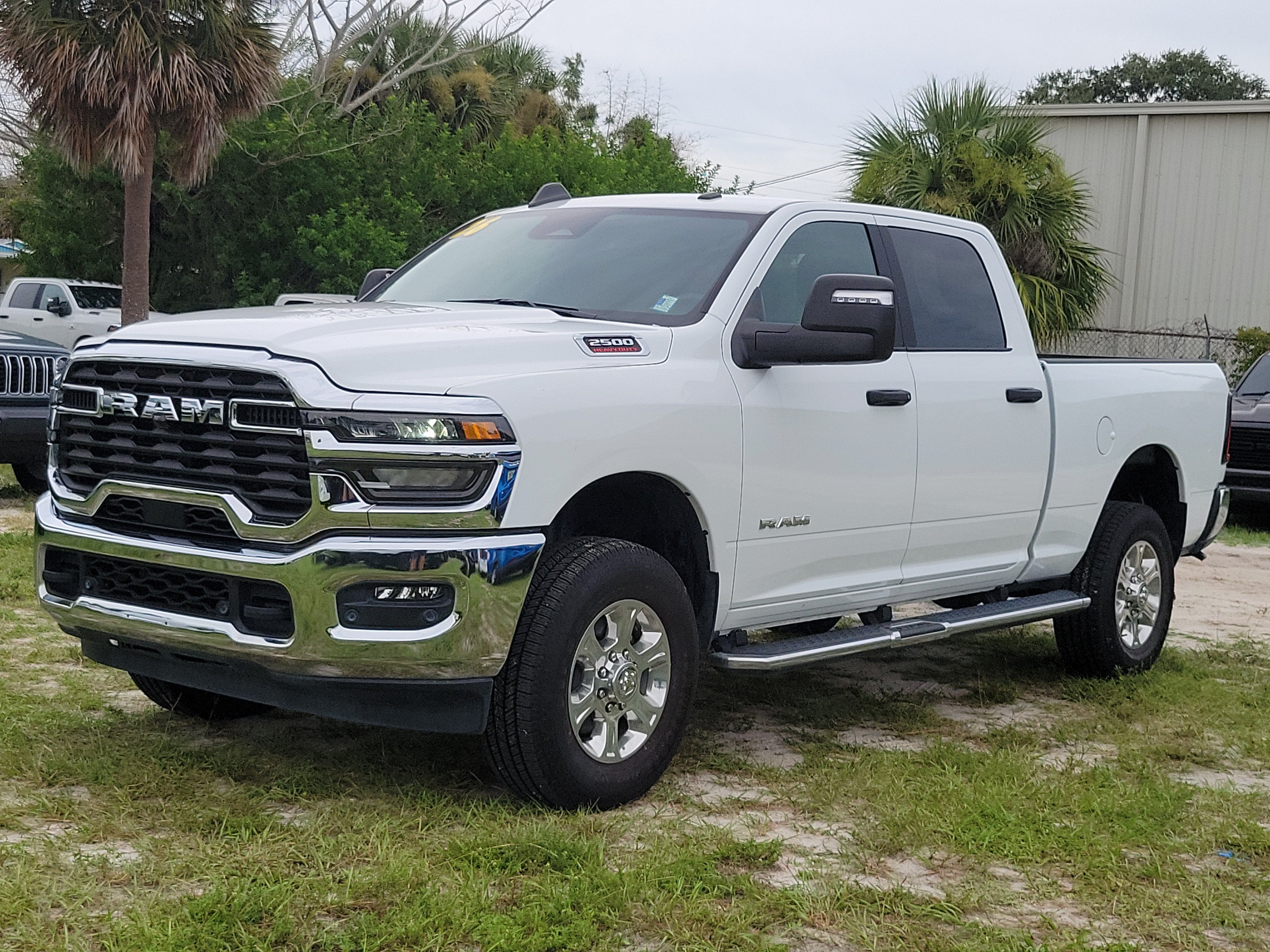 Used 2026 RAM 2500 Big Horn AWD/4WD image 2