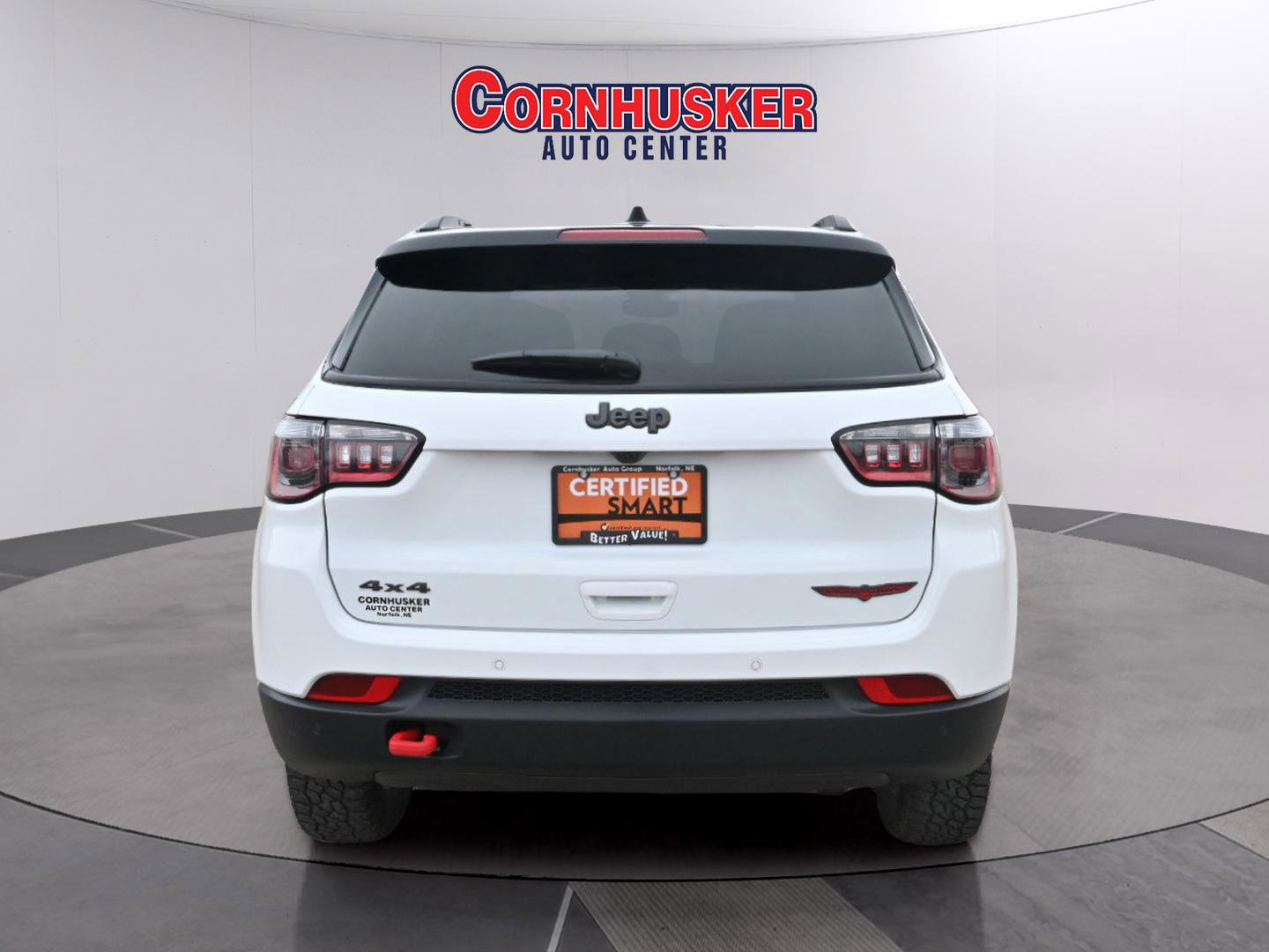 Used 2024 Jeep Compass Trailhawk image 6