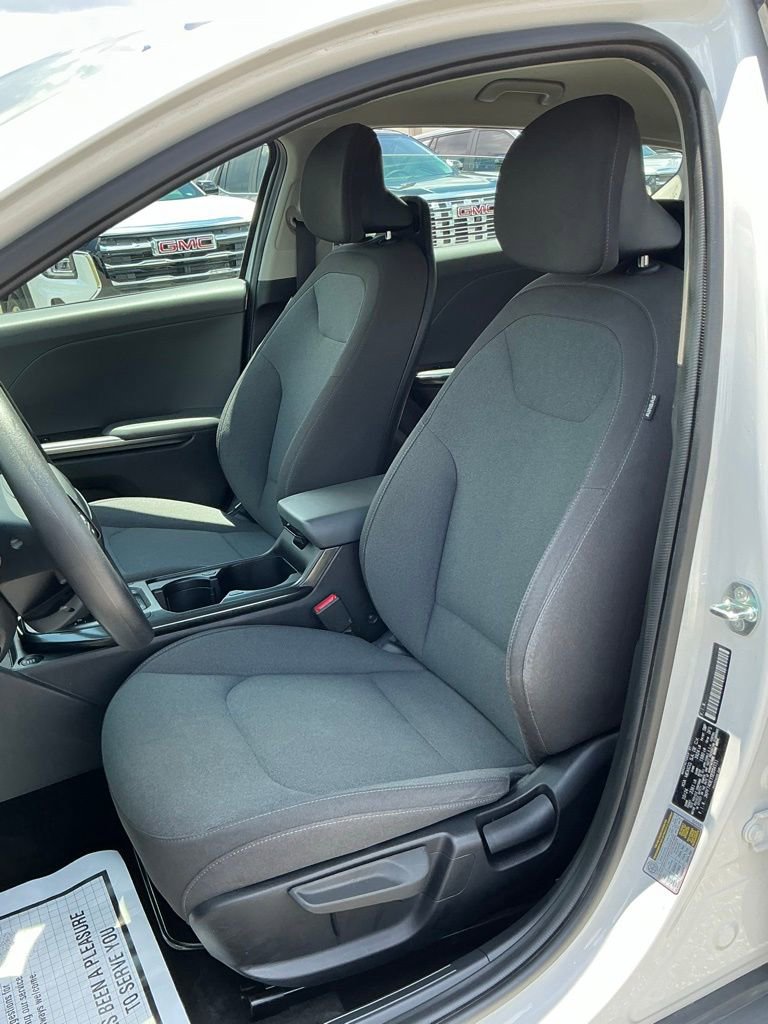 Used 2025 Kia K4 FWD image 24