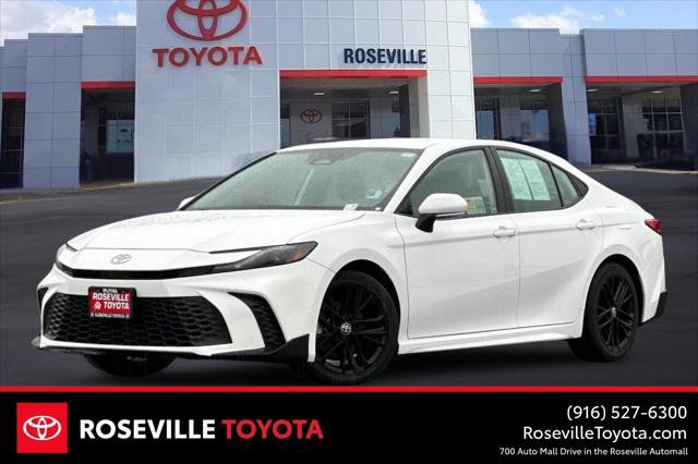 Certified 2025 Toyota Camry SE video 1