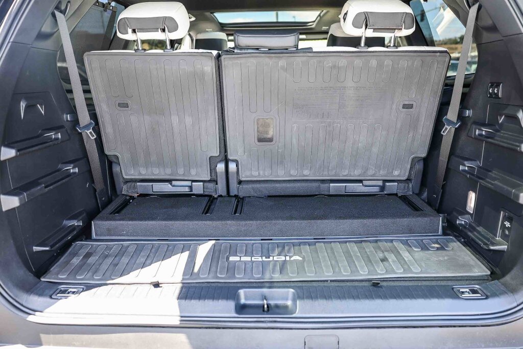 Certified 2025 Toyota Sequoia Capstone AWD/4WD image 30