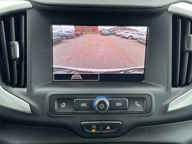 Used 2023 GMC Terrain SLE image 21