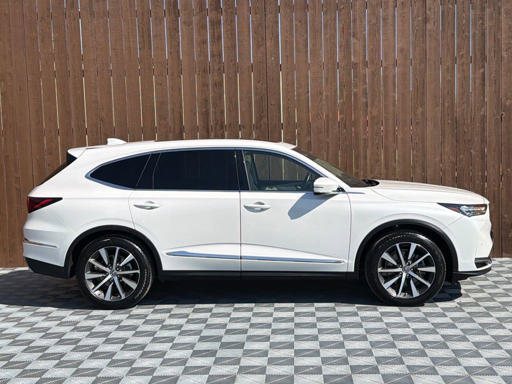 Used 2025 Acura MDX w/ Technology Package image 13