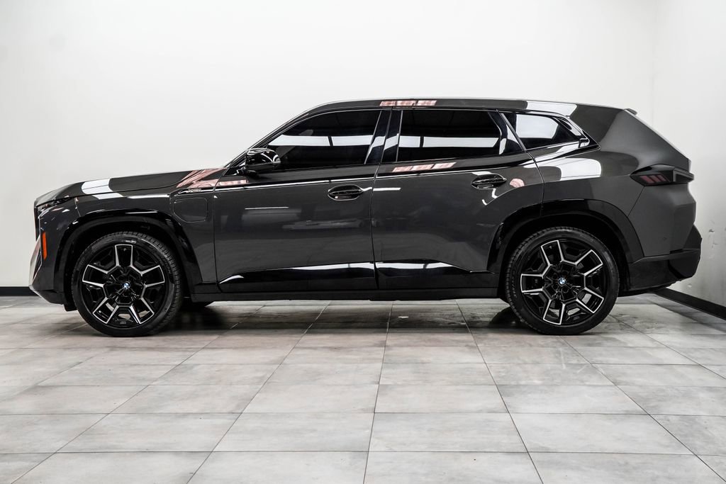 Used 2023 BMW XM AWD/4WD image 8