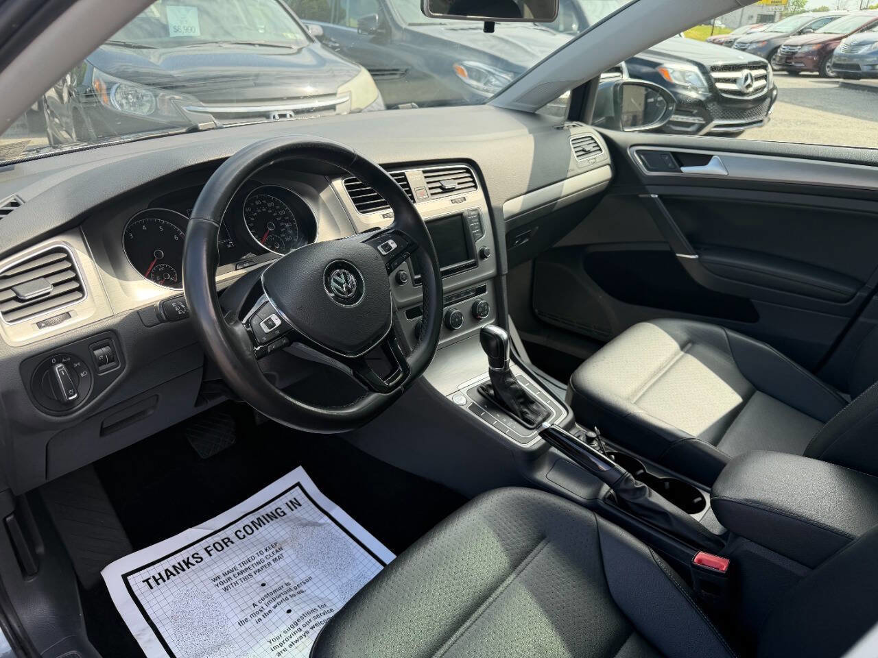 Used 2016 Volkswagen Golf Limited Edition FWD image 16