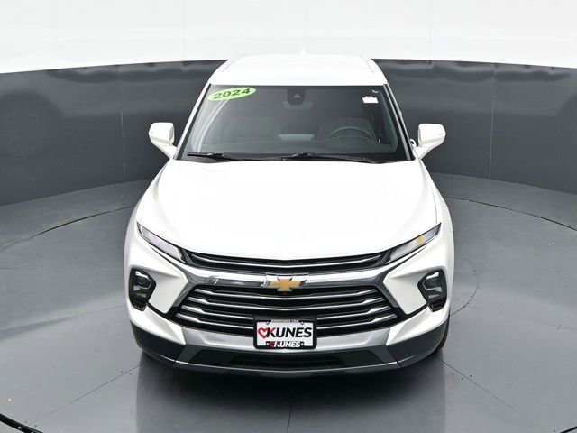 Used 2024 Chevrolet Blazer Premier w/ Driver Confidence II Package AWD/4WD image 28
