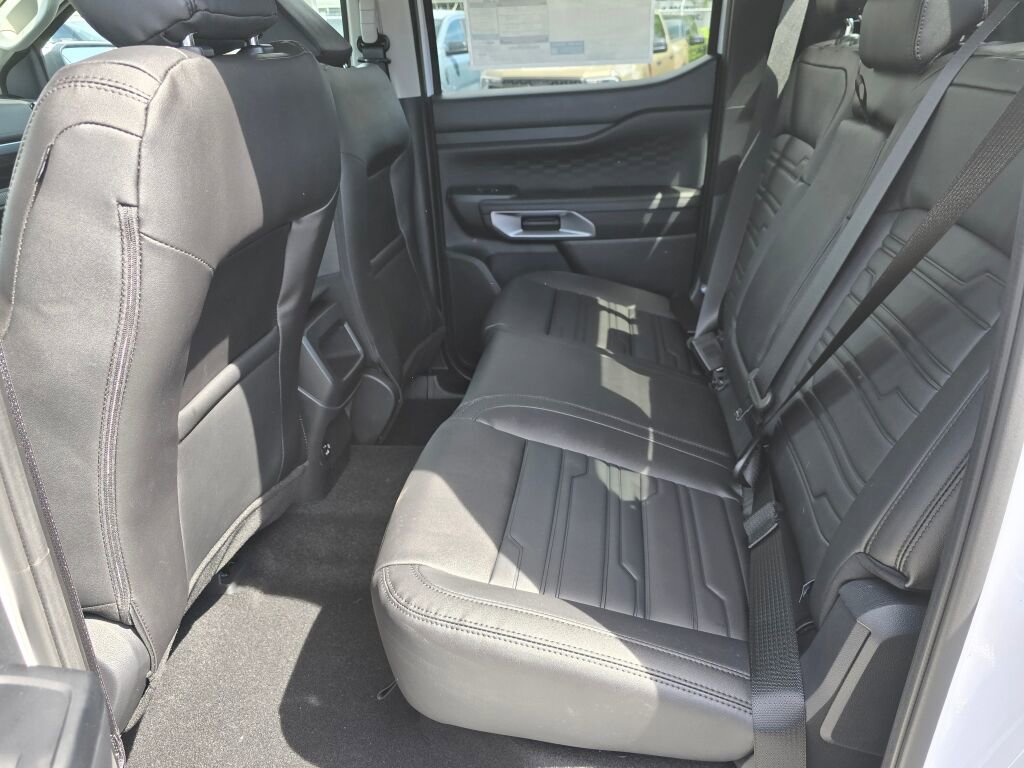 New 2026 Ford Ranger Lariat w/ Black Appearance Package AWD/4WD image 12