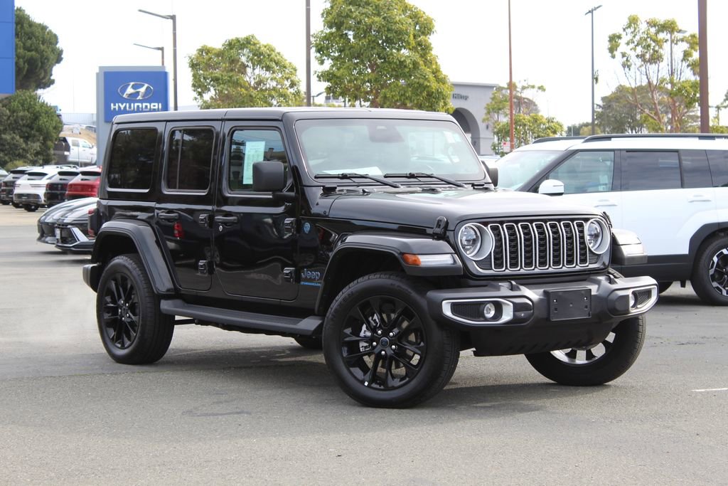 Used 2025 Jeep Wrangler Unlimited Sahara