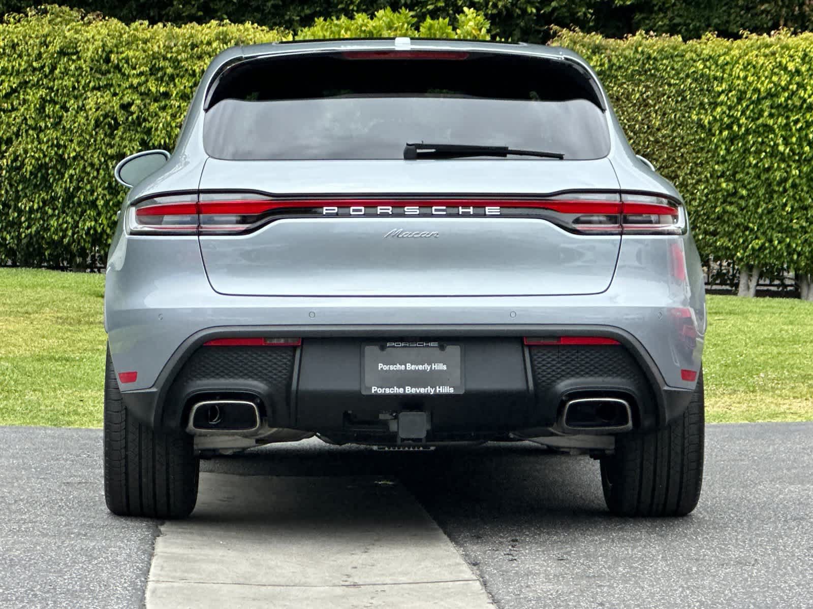 New 2026 Porsche Macan AWD/4WD image 7