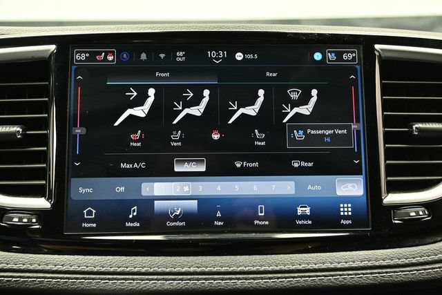 Used 2025 Chrysler Pacifica Limited FWD image 38