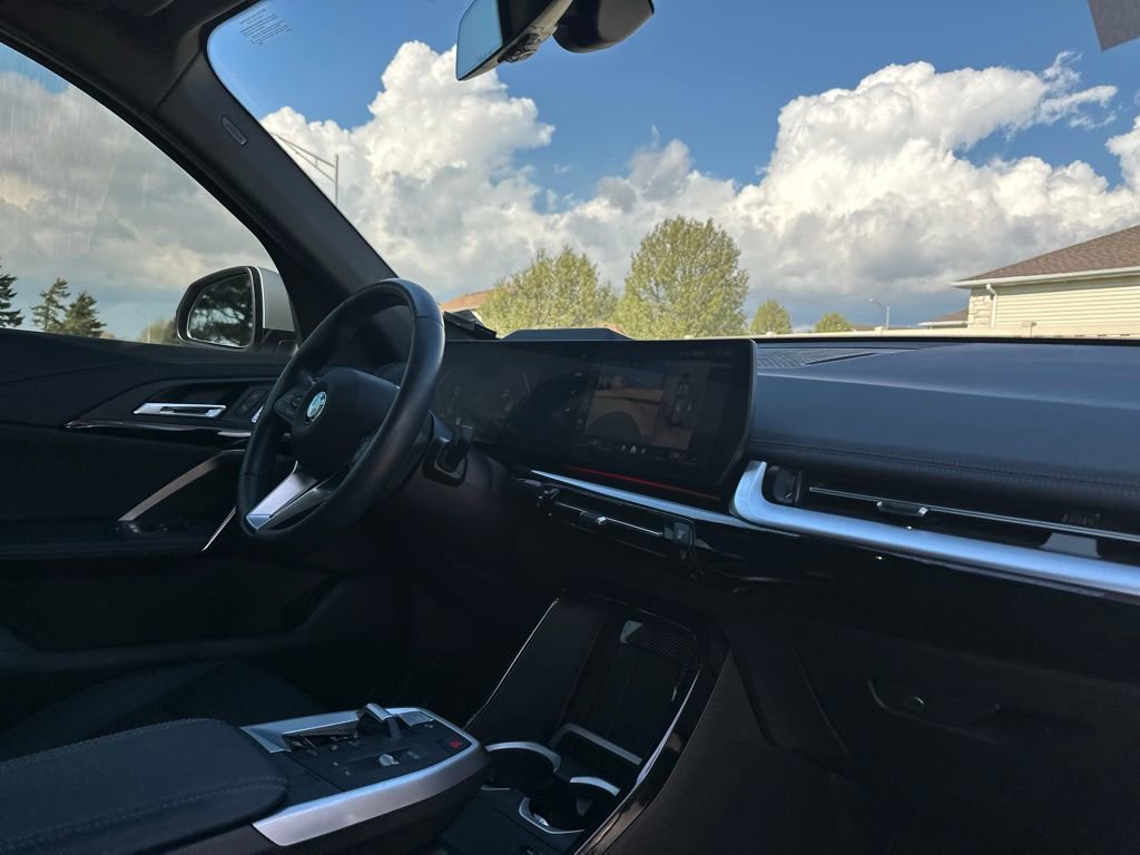 Certified 2024 BMW X1 xDrive28i w/ Premium Package AWD/4WD image 25