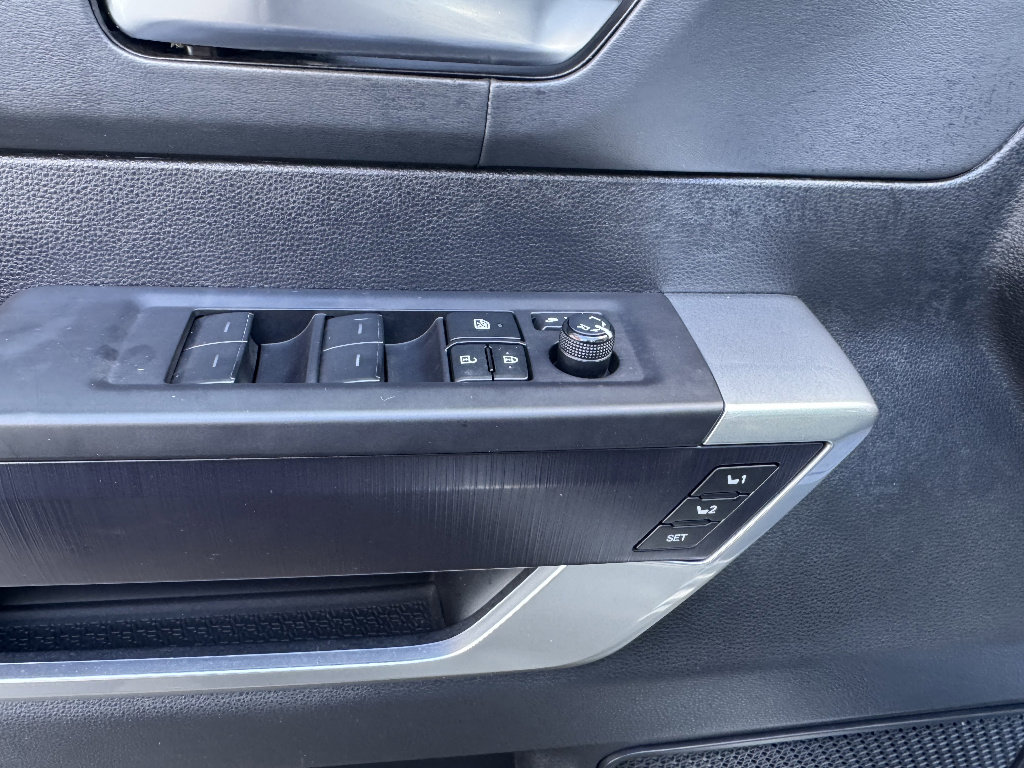 Used 2023 Toyota Tundra Platinum w/ Advanced Package image 17