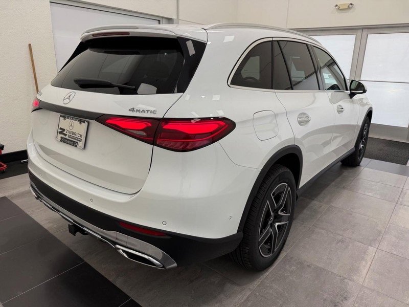 New 2026 Mercedes-Benz GLC 300 4MATIC image 2