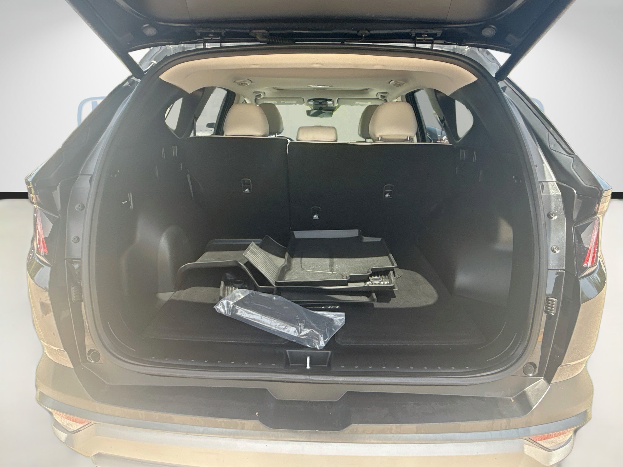 Used 2025 Hyundai Tucson SEL FWD image 27