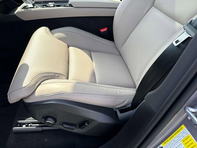 New 2026 Volvo XC90 B6 Ultra image 19