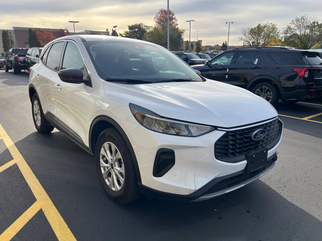 Certified 2023 Ford Escape Active AWD/4WD image 1