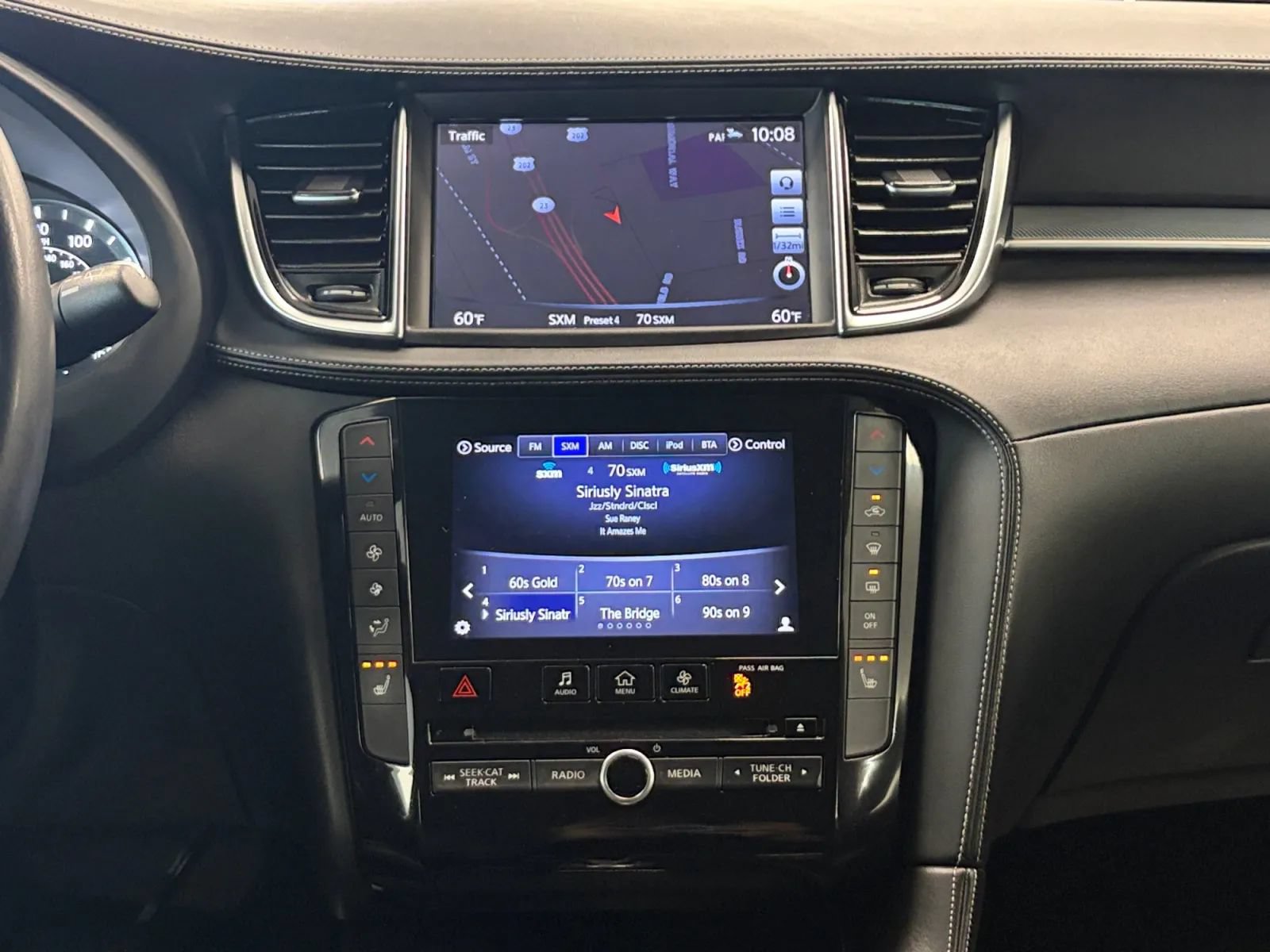 Used 2019 INFINITI QX50 Luxe w/ Navigation Package AWD/4WD image 23